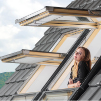 Мансардное окно FAKRO FPP-V U3 preSelect, комбинированное